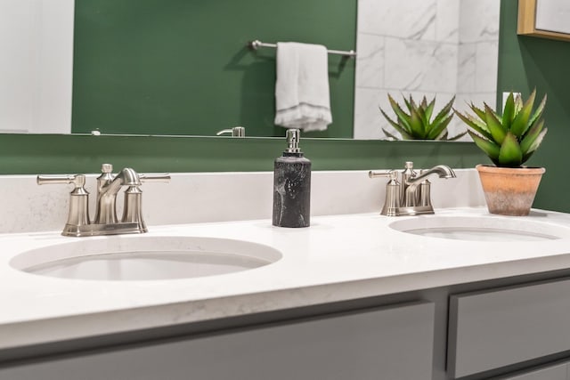full bathroom featuring double vanity