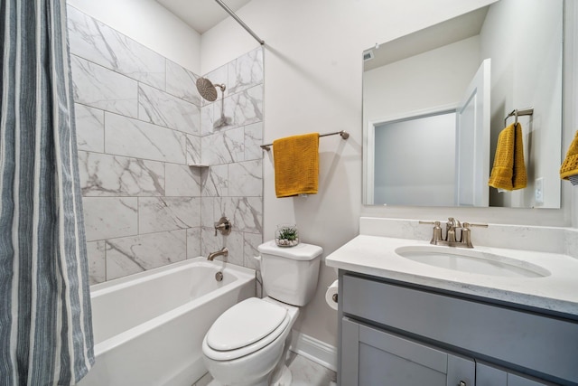 bathroom featuring shower / bathtub combination with curtain, baseboards, toilet, and vanity