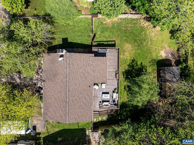 aerial view of property and surrounding area