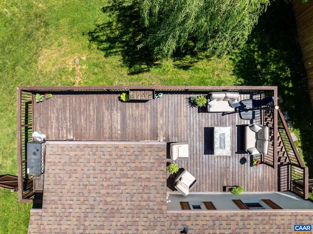 aerial view of property and surrounding area