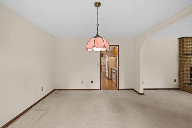 192 Sandy Ridge Rd, Waynesboro, VA 22801 - carpeted empty room with arched walkways and baseboards
