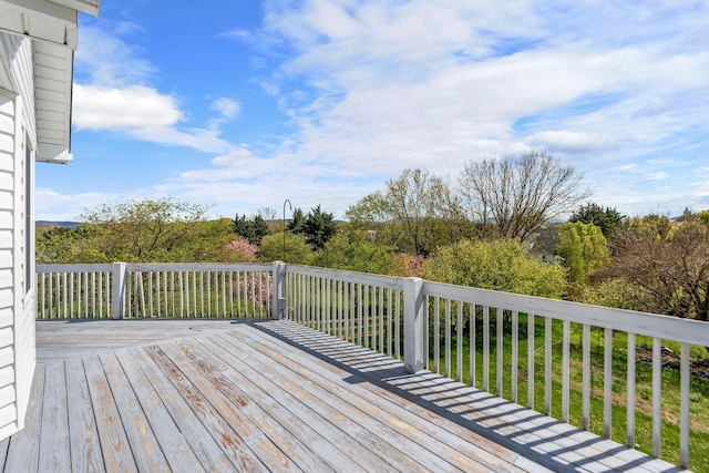 49 Bridgeport Dr, Waynesboro, VA 22980 - view of wooden deck
