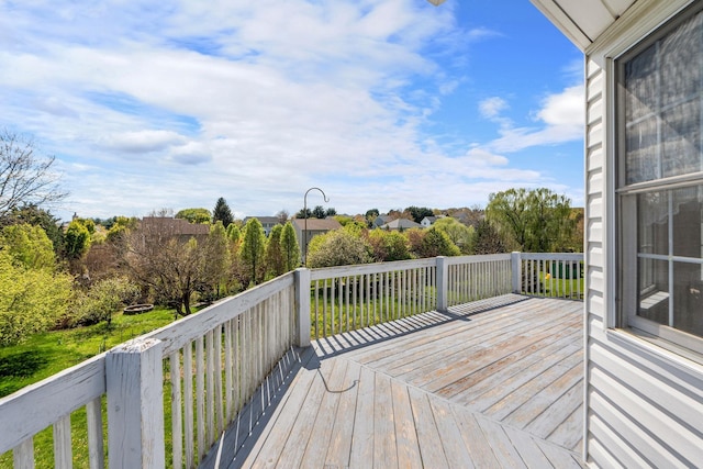 49 Bridgeport Dr, Waynesboro, VA 22980 - view of deck