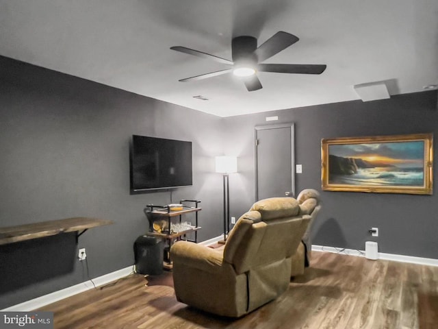 11600 Saddleback Dr, Fredericksburg, VA 22407 - living room featuring wood finished floors, ceiling fan, and baseboards