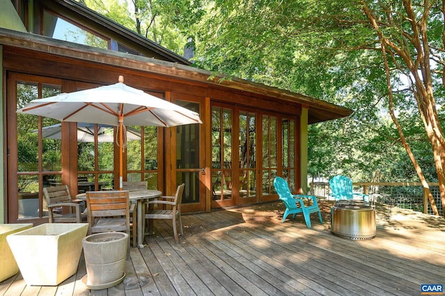 1112 Park St, Charlottesville, VA 22901 - deck featuring french doors and outdoor dining space