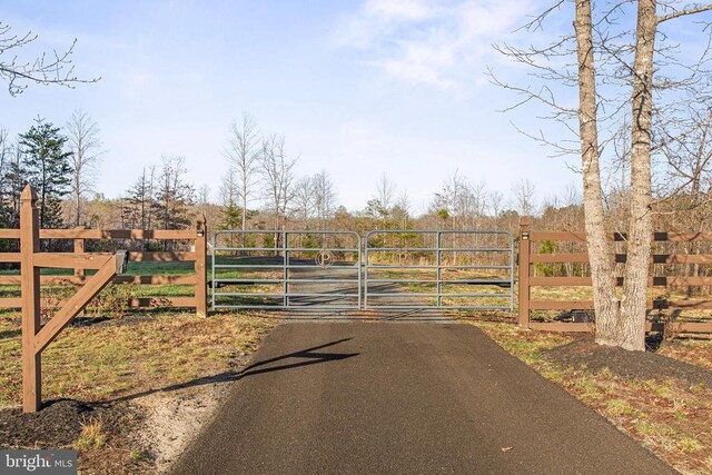 5761 Agecroft Rd, Spotsylvania, VA 22551 - view of street with a gate