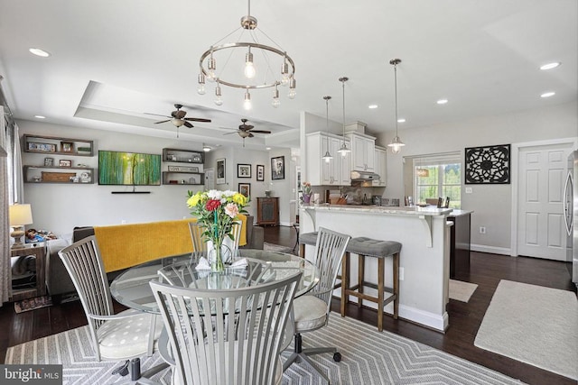5761 Agecroft Rd, Spotsylvania, VA 22551 - dining space featuring a ceiling fan, dark wood-style flooring, recessed lighting, and baseboards