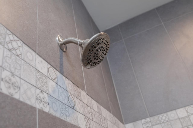 interior details with tiled shower