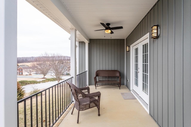 balcony with ceiling fan