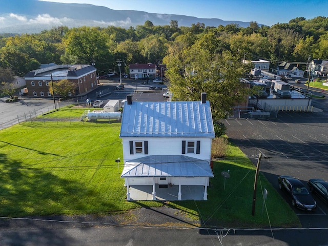 bird's eye view featuring a mountain view