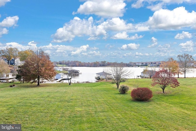 view of yard with a water view