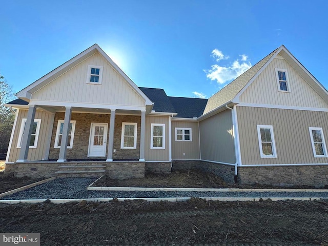 view of front of house with covered porch