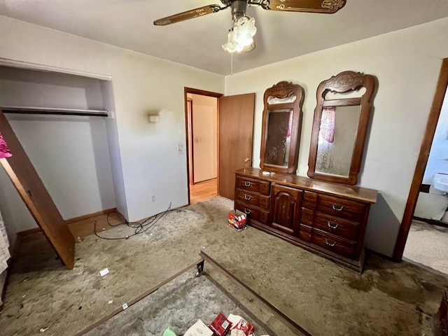 bedroom featuring a closet and ceiling fan