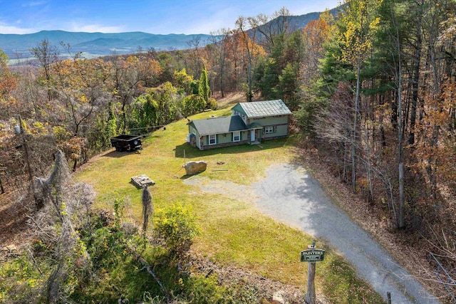 drone / aerial view featuring a mountain view