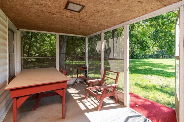 view of sunroom / solarium