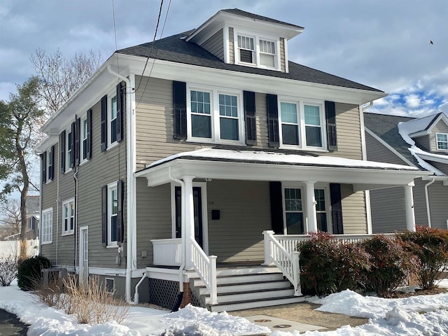 view of front of property