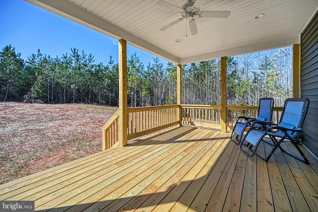 deck with ceiling fan