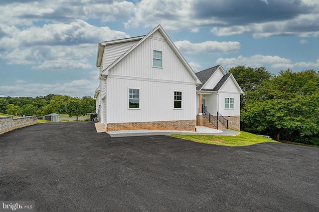 view of side of property