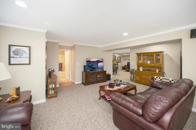 living area featuring recessed lighting, ornamental molding, baseboards, and carpet floors