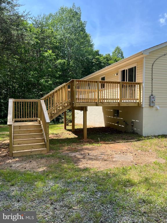 exterior space featuring a deck