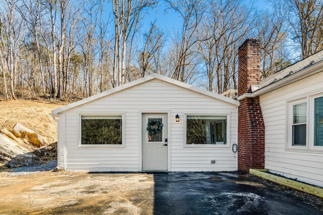 view of front of home