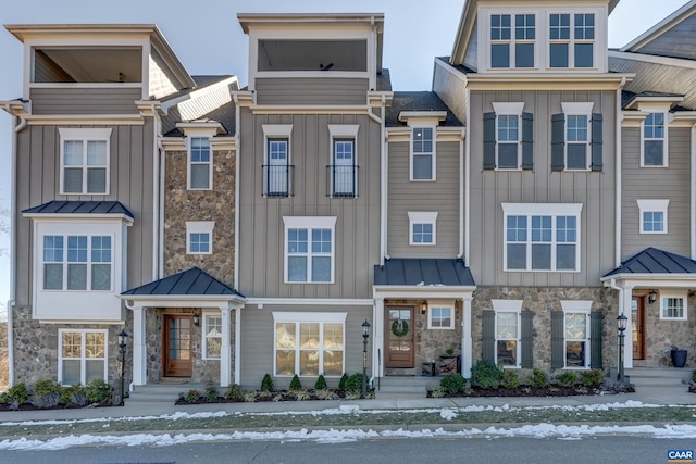 5453 Golf Dr, Crozet VA, 22932, 5 bedrooms, 4.5 baths townhouse for sale