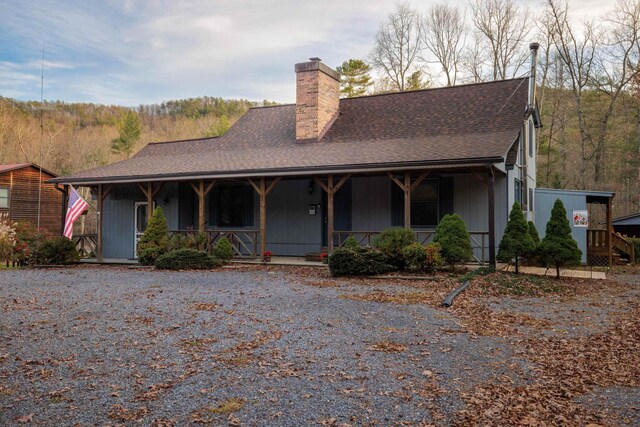 view of front facade featuring covered porch