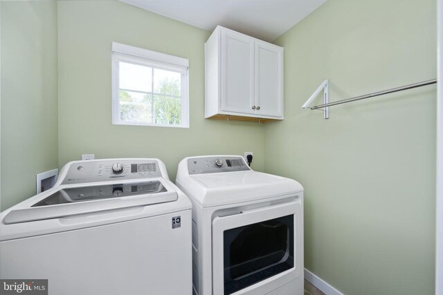 unfurnished room with visible vents, a ceiling fan, baseboards, and carpet floors
