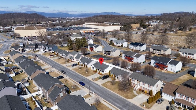 birds eye view of property featuring a residential view and a mountain view