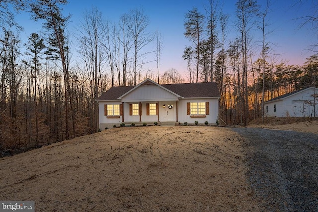 view of front of house with a porch