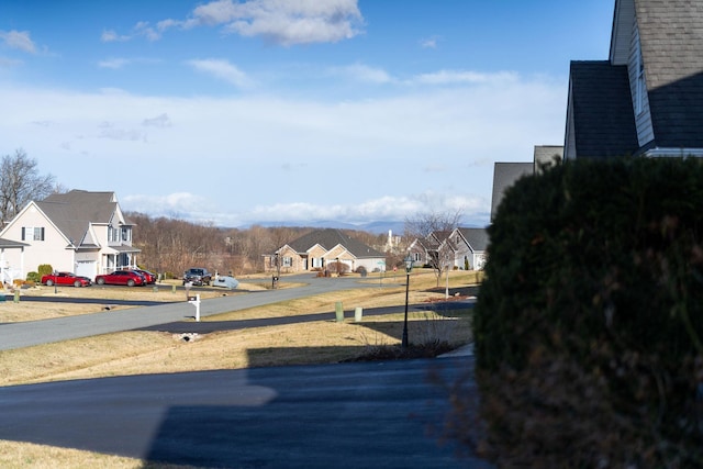 view of yard with a residential view