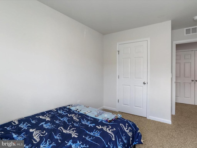 bedroom with carpet flooring