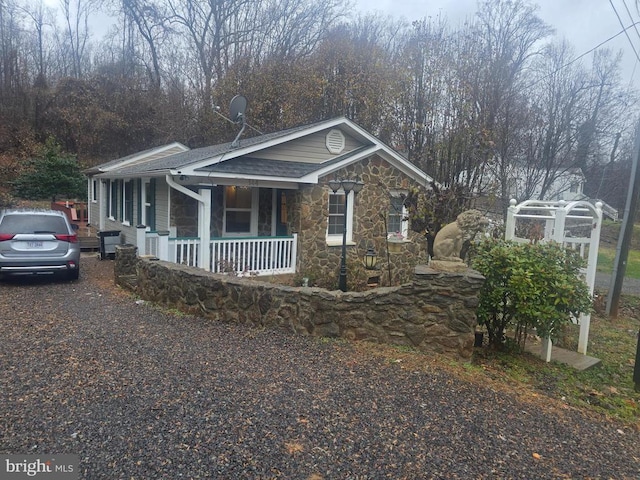 view of front of home with covered porch