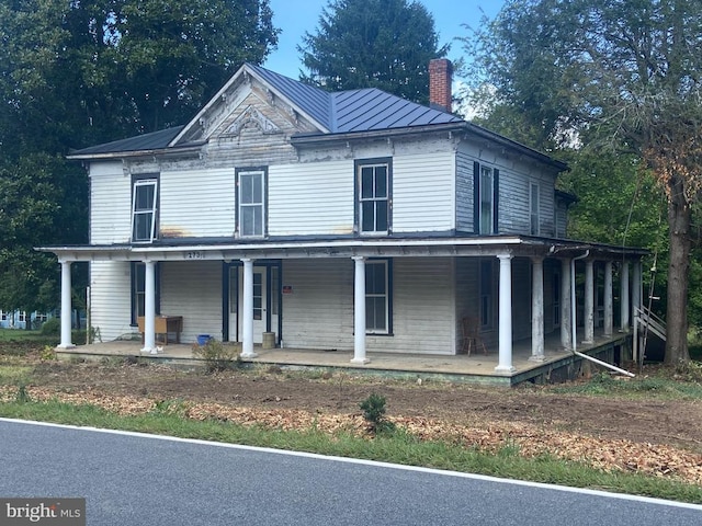 view of front of home with a porch