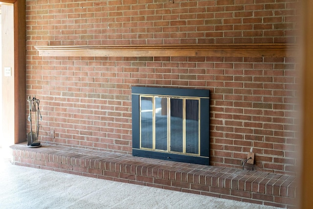 room details featuring a fireplace