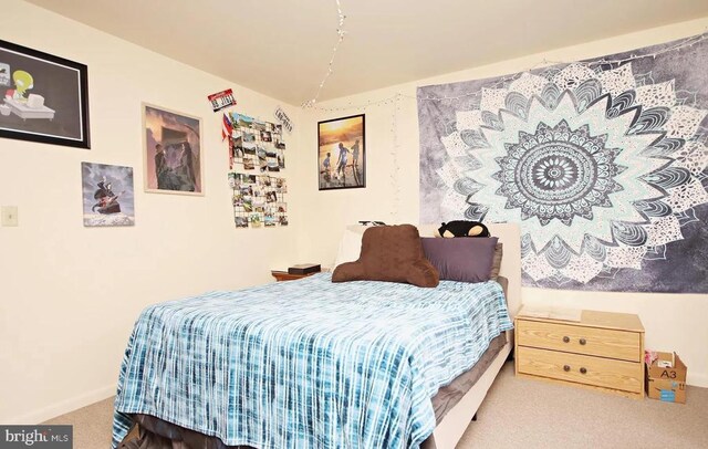 view of carpeted bedroom