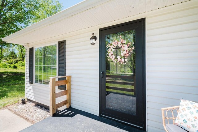 view of entrance to property