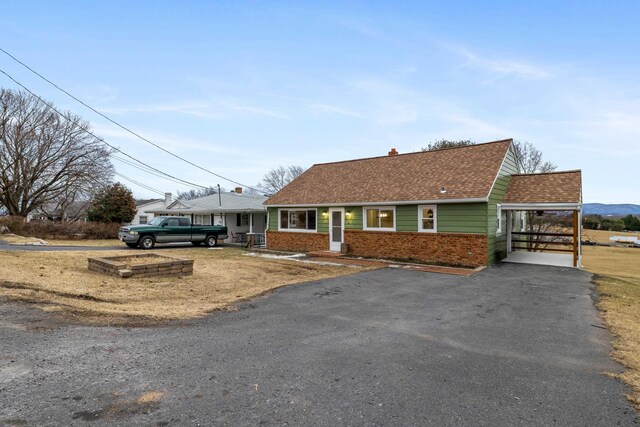 view of front of home