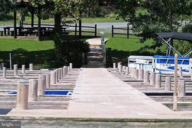 dock area featuring a yard