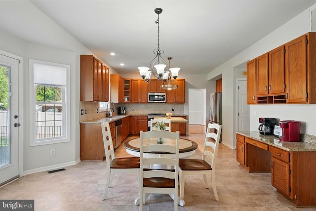 dining space featuring baseboards, recessed lighting, a chandelier, and visible vents