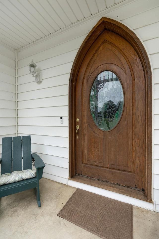 view of property entrance