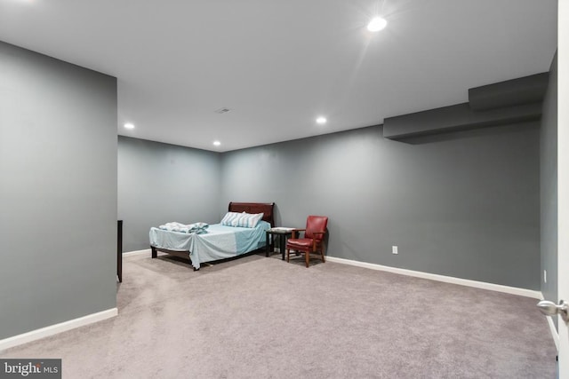 carpeted bedroom with recessed lighting and baseboards