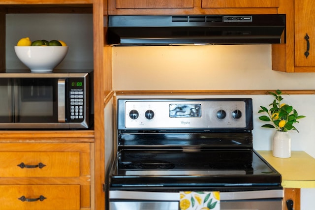 kitchen featuring stainless steel appliances