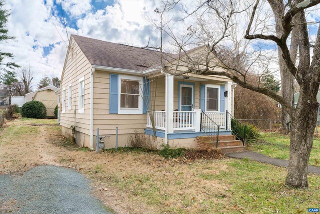 Listing photo 2 for 1316 Chesapeake St, Charlottesville VA 22902