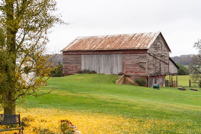 exterior space with an outbuilding