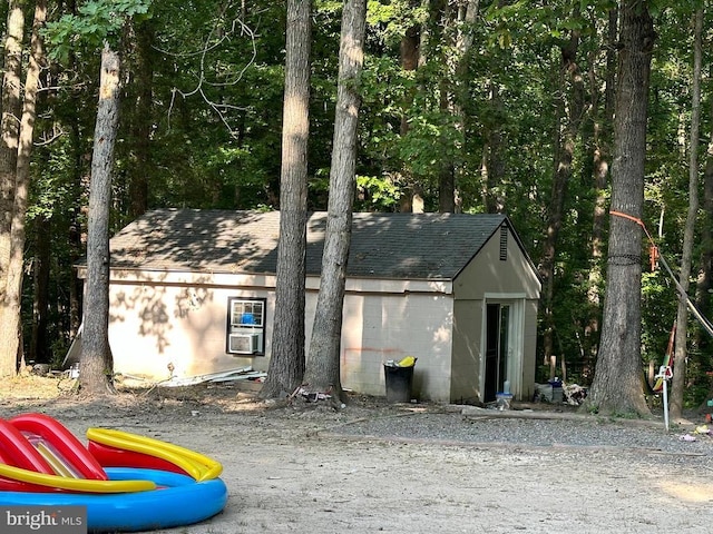 view of outbuilding