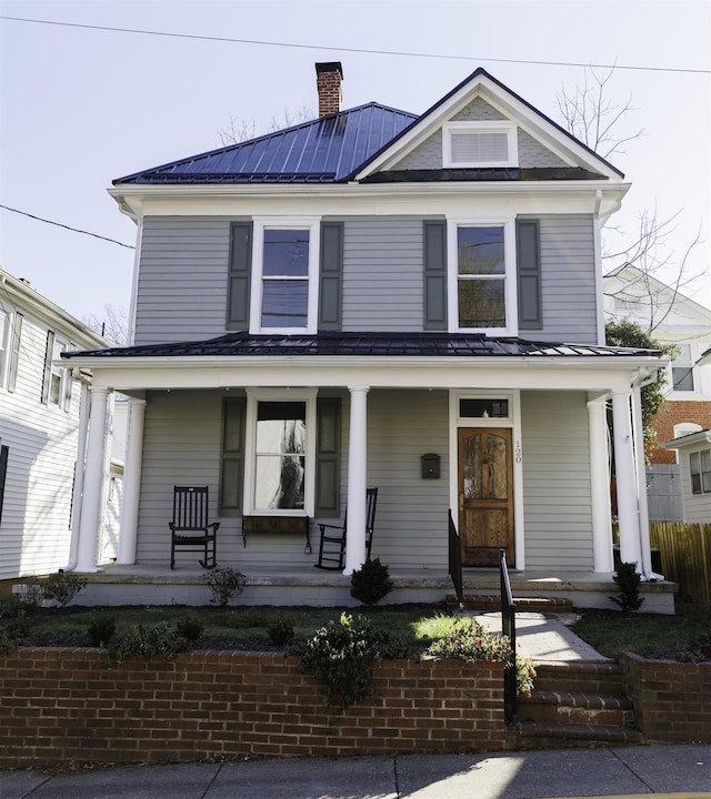 view of front of property featuring a porch