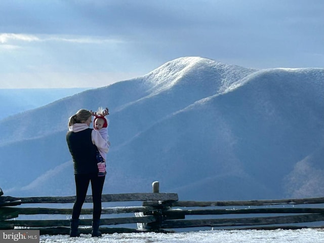 property view of mountains