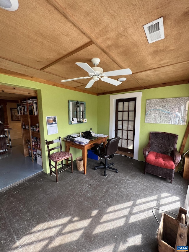 office featuring ceiling fan