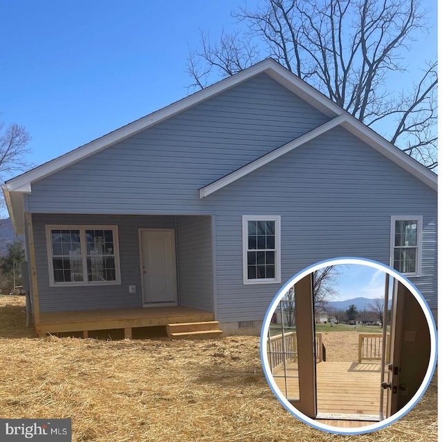 view of front facade with crawl space